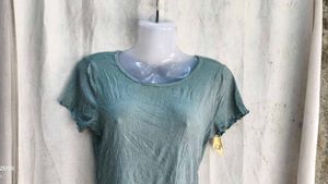 Cute Pastel Green Cropped Ribbed Top