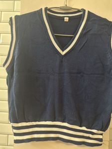Crop Sleeveless Sweater