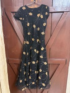 Elegant Black Floral Ethnic Gown