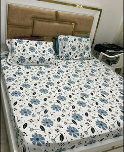 🥰Bedsheets N Pilo Cover🥰 Set Of 5