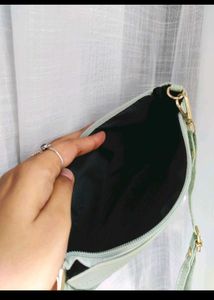 Houndstooth Pattern Crossbody Bag
