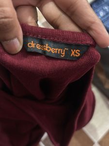 Maroon 3/4 Sleeve Fitted Dress
