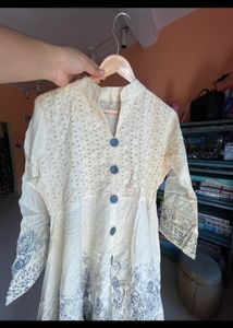 Elegant White Embroidered Kurta