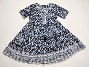 Fit  flare dress in blue and white colo