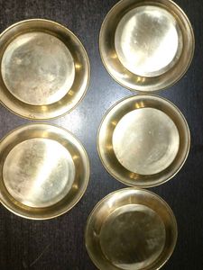 Set of 5 small  Brass Plates