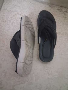 Black Flip Flop Sandals