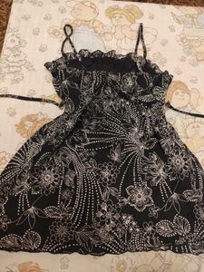 Cute Floral Tie-knot babydoll top