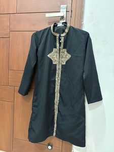 Black Embroidered Kurta