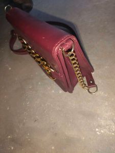 Chic Maroon Crossbody Bag with Gold Chain