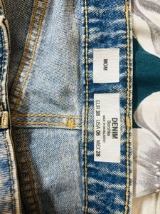 Trendy Ripped Blue Jeans