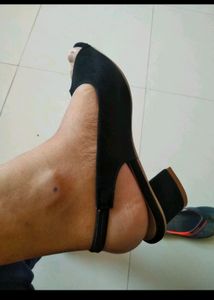 Women Black Heel Sandal