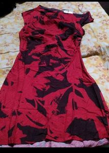 Stylish Red &amp; Black Abstract Print Top