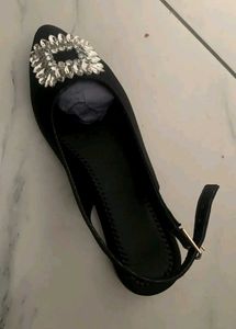 Embellished Flat Sandals