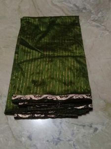 Dark Green With Golden Black Degin Less