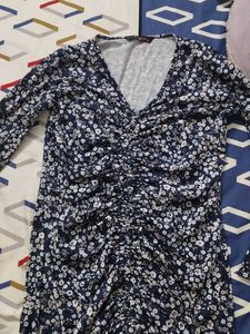 Chic Floral Ruched Strechable V-Neck Dress