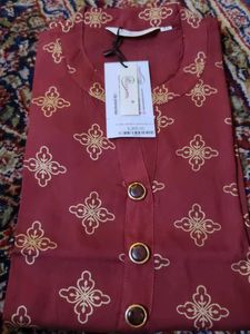 XL - Maroon Kurta Set with Golden Print