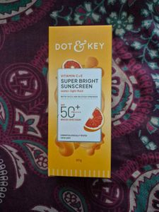 Dot and Key Vitamin C E Super Bright Sunscreen