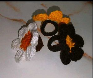 Handmade Crochet Flower rubber (Set of 3)