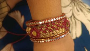 RED STONE BANGLE