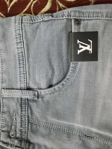 FREEITEMAVAILABLE👖(NEW) LV Designer Jeans