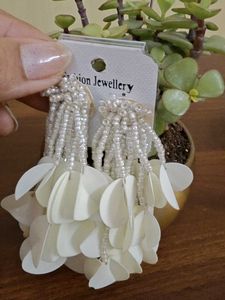 💕 Unique💕Pearl Dangle Earrings