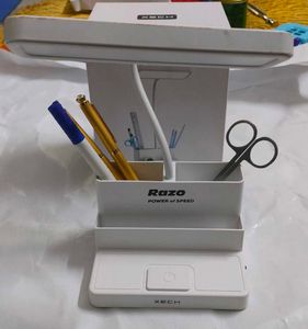 Desky Lamp With Stationary Holder