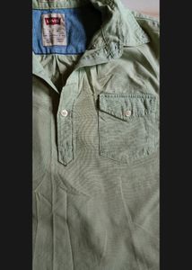 Levi's Shirt