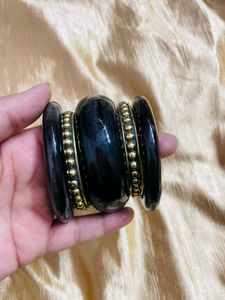 Elegant Black & Gold Bangle Set