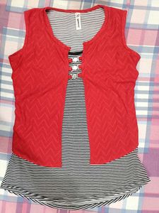 Chic Red Chevron Sleeveless Top