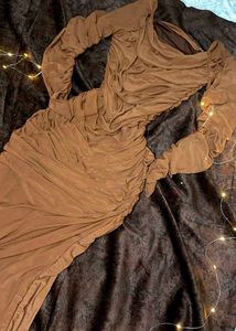 Ruched Long Sleeve Midi Dress
