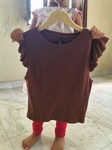 Chic Brown Ribbed Top with Ruffle Sleeves