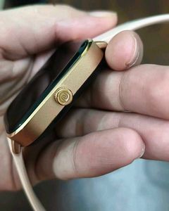 Stylish Rose Gold Smartwatch, Noise icon 2