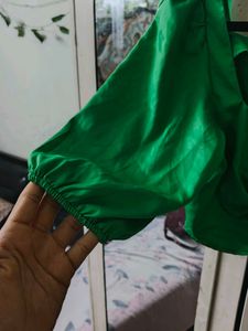 Green Satin Cropped Puff Sleeve Top