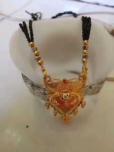Elegant Gold Mangalsutra