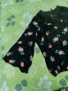 Floral Print Bell Sleeve Top