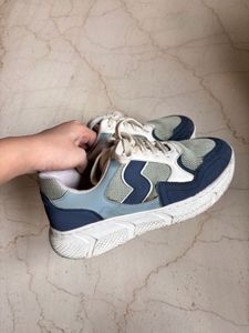 Stylish Blue and White Sneakers Solethreads