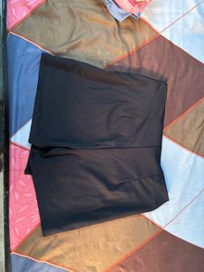 Stylish Black Pleated Skirt
