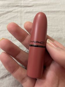 Original MAC Matte Lipstick – Rarely Used
