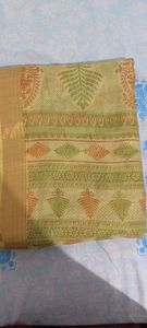 combo of two sarees