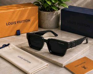 Louis Vuitton Sunglasses - Black Square Frame