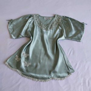 Elegant Butterfly Embroidered Blouse🛍✨️