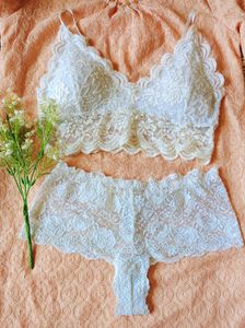 Beutiful Floral Bralette Panty With Overcoat
