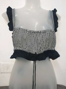 Gingham Ruffle Crop Top no 36