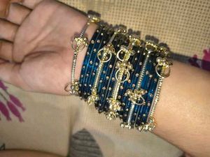 Stunning Teal &amp; Gold Bangle Set