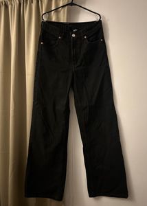 H&M High Waisted Jeans