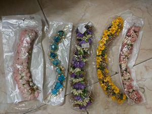 Assorted Floral Hair Accessories Set