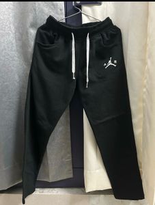 air Jordan lower with 2 free