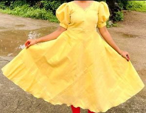 Gold full size umbrella frock 👗😍😍