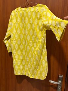 Yellow Printed Short Kurta🔆🌼