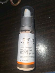 Jovees premium Sun Shield Tint